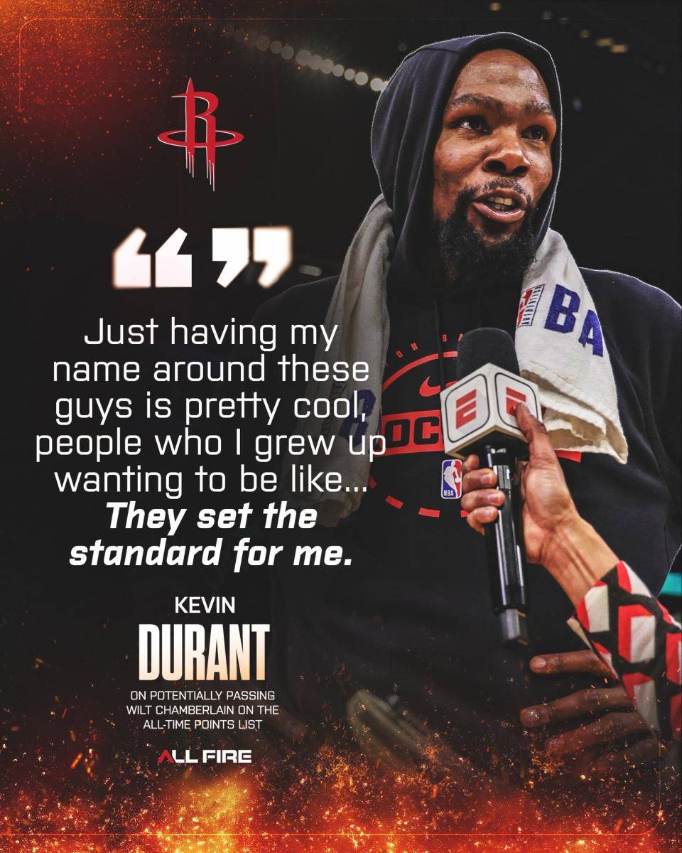 开云体育-杜兰特回归赛场，挺进下一轮首场状态亮眼，西班牙队观众沸腾！的简单介绍