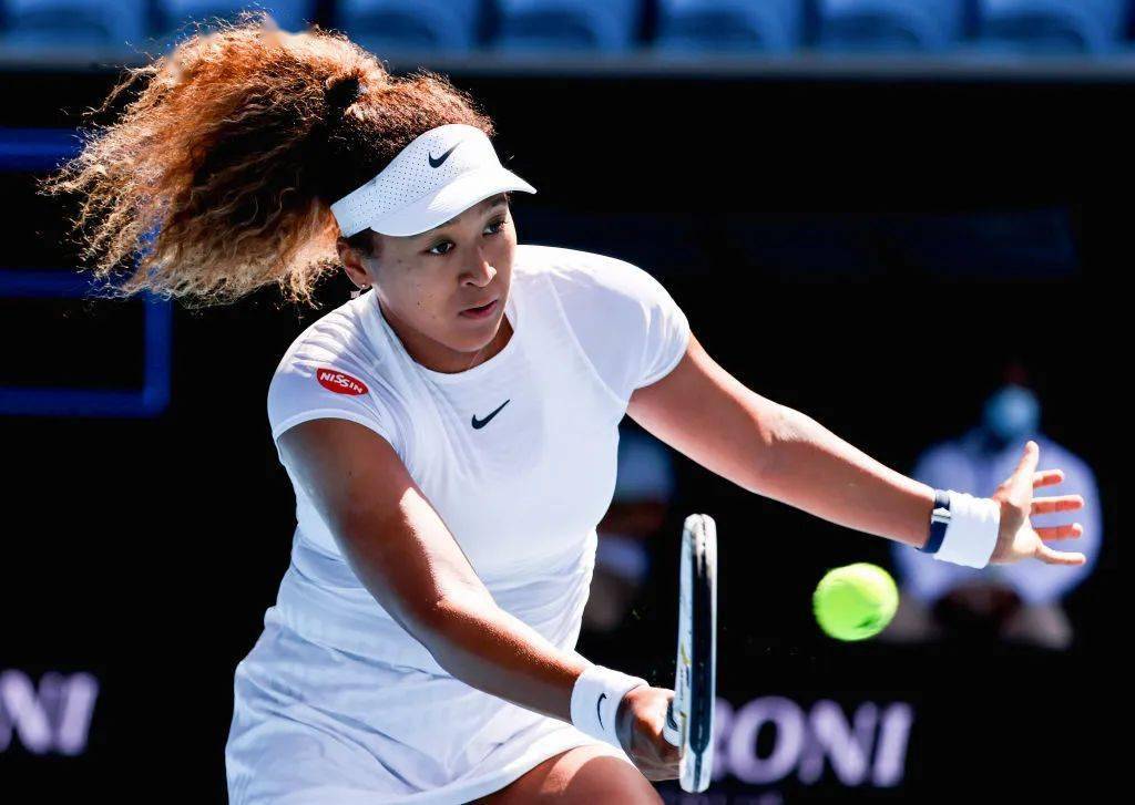 包含大坂直美爆冷击败篮网，高光表现引爆全场！的词条